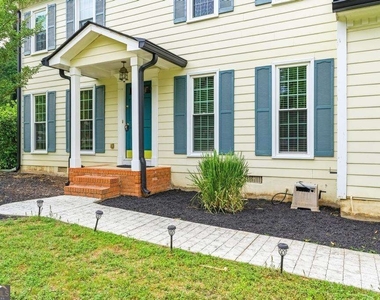 109 Bowfin Bay - Photo Thumbnail 35