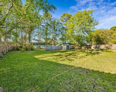 132 Woodvalley Drive - Photo Thumbnail 41