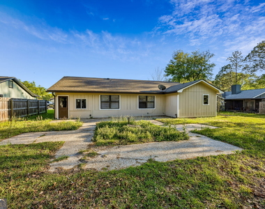 132 Woodvalley Drive - Photo Thumbnail 45