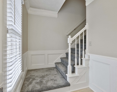 544 Sullivan Road - Photo Thumbnail 18