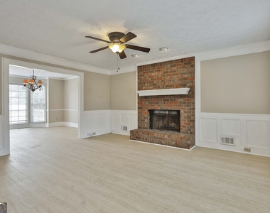 544 Sullivan Road - Photo Thumbnail 5