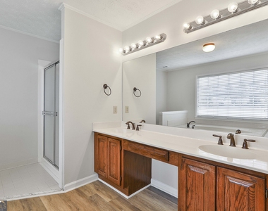 544 Sullivan Road - Photo Thumbnail 23
