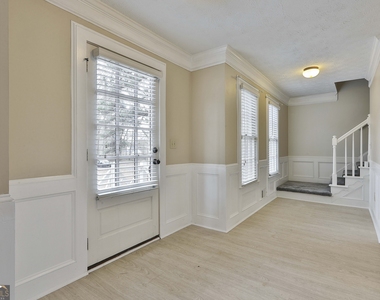 544 Sullivan Road - Photo Thumbnail 4