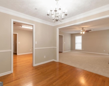 2020 Briar Creek Court - Photo Thumbnail 7