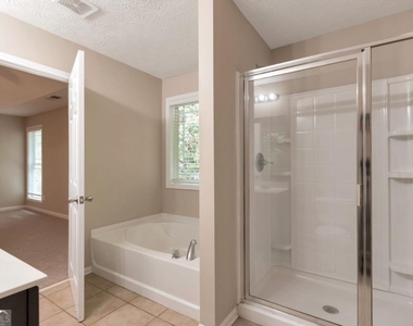 2020 Briar Creek Court - Photo Thumbnail 15