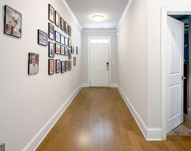 337 Caledonia Court - Photo Thumbnail 5