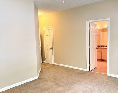 123 Magnolia Court - Photo Thumbnail 10