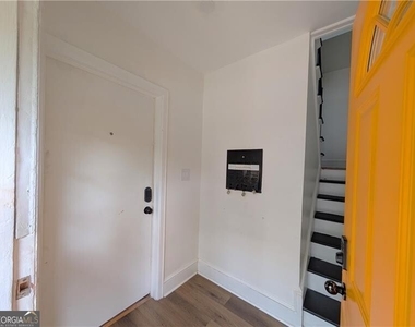 1761 John Calvin Avenue - Photo Thumbnail 1