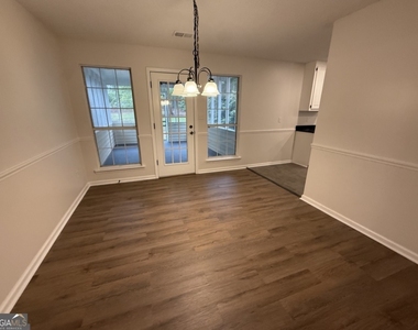105 Mockingbird Drive - Photo Thumbnail 16