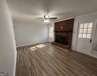 1612 Knox Street - Photo Thumbnail 23