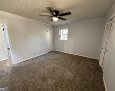 1612 Knox Street - Photo Thumbnail 32