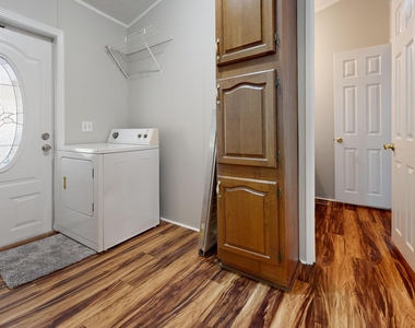 6498 Central Avenue - Photo Thumbnail 8