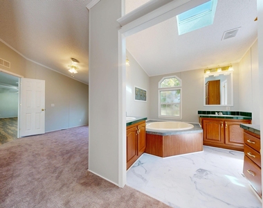 6498 Central Avenue - Photo Thumbnail 5