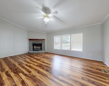 6498 Central Avenue - Photo Thumbnail 3
