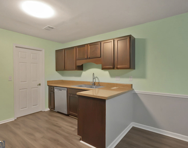 5883 Brookside Drive Se - Photo Thumbnail 12