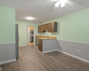 5883 Brookside Drive Se - Photo Thumbnail 11