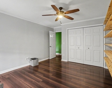 1006 Creatwood Circle Se - Photo Thumbnail 11