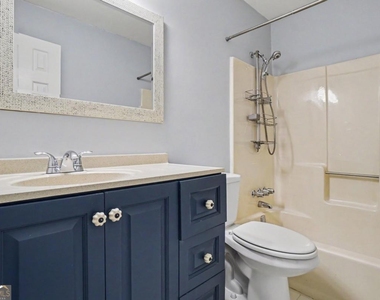 1006 Creatwood Circle Se - Photo Thumbnail 16
