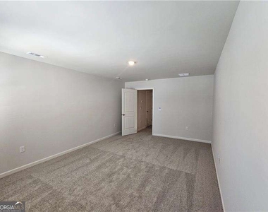 27 Berryville Dr - Photo Thumbnail 18