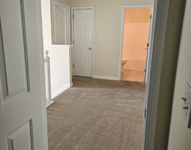 170 Dairyland Drive - Photo Thumbnail 9
