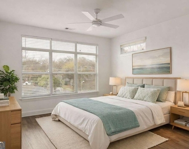 840 United Avenue Se - Photo Thumbnail 1
