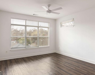 840 United Avenue Se - Photo Thumbnail 10