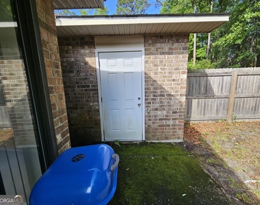 108 E Lakemont Drive - Photo Thumbnail 26