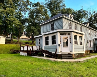 30 Fowler St - Photo Thumbnail 1