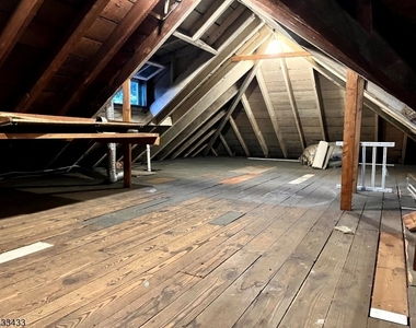 30 Fowler St - Photo Thumbnail 23