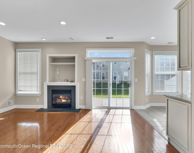 143 Shinnecock Drive - Photo Thumbnail 8