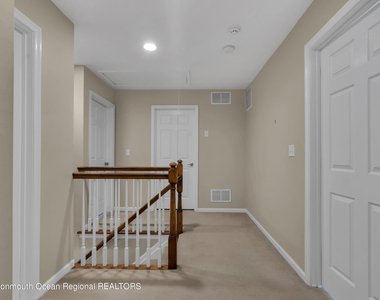 143 Shinnecock Drive - Photo Thumbnail 14