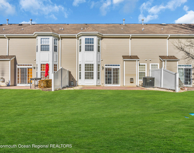 143 Shinnecock Drive - Photo Thumbnail 26