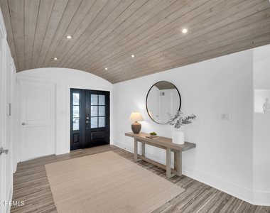 18 Culebra Avenue - Photo Thumbnail 1