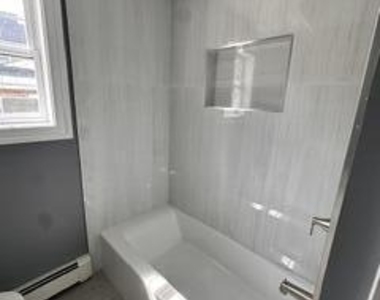 1721 River Road - Photo Thumbnail 8