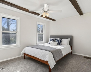 555 Cedar Avenue - Photo Thumbnail 4