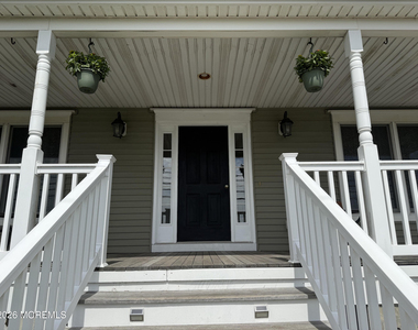 30 Main Street - Photo Thumbnail 1