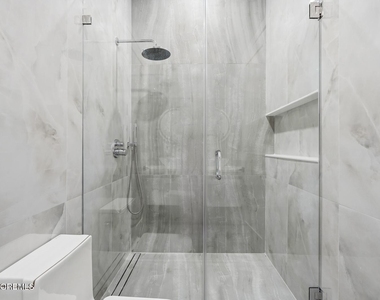 152 Ampere Avenue - Photo Thumbnail 8