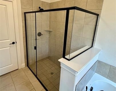 204 Flower Ridge Drive - Photo Thumbnail 20