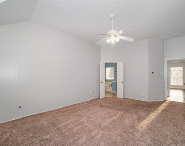 1908 Wood Crest Drive - Photo Thumbnail 22