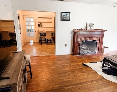 1136 W Long Street - Photo Thumbnail 7