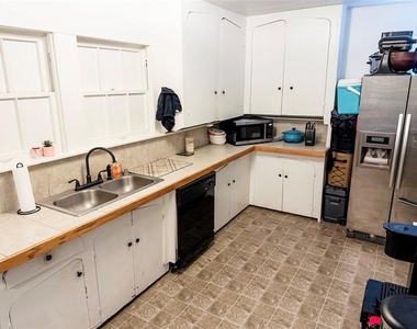 1136 W Long Street - Photo Thumbnail 13