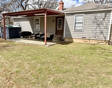 1136 W Long Street - Photo Thumbnail 3
