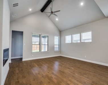 15898 Candletree Road - Photo Thumbnail 10