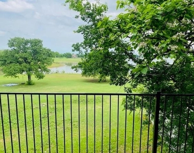 922 Cove Trail - Photo Thumbnail 20