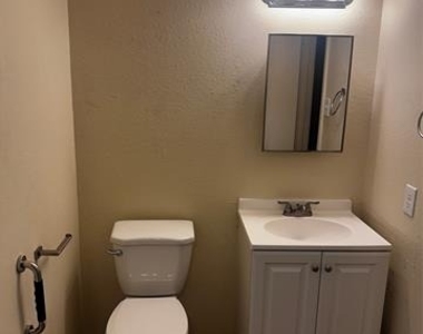 728 Redbird Lane - Photo Thumbnail 11