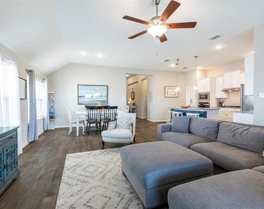 4507 Cypress Drive - Photo Thumbnail 20