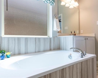 4507 Cypress Drive - Photo Thumbnail 24