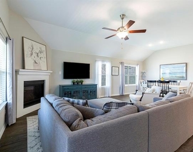 4507 Cypress Drive - Photo Thumbnail 17