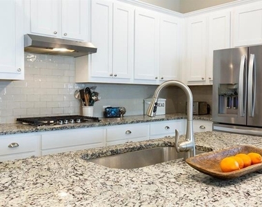 4507 Cypress Drive - Photo Thumbnail 13