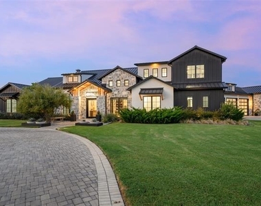 635 Highpoint Road - Photo Thumbnail 4